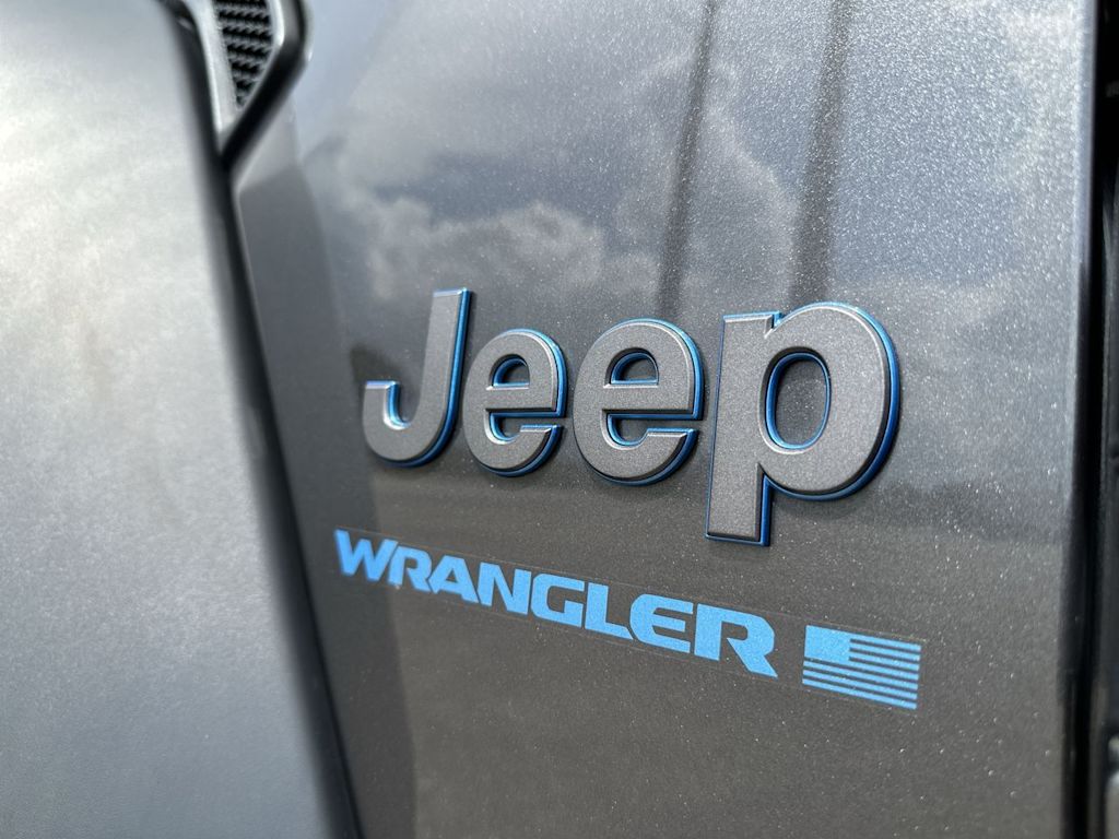 Thumbnail: 2023 Jeep Wrangler - 6