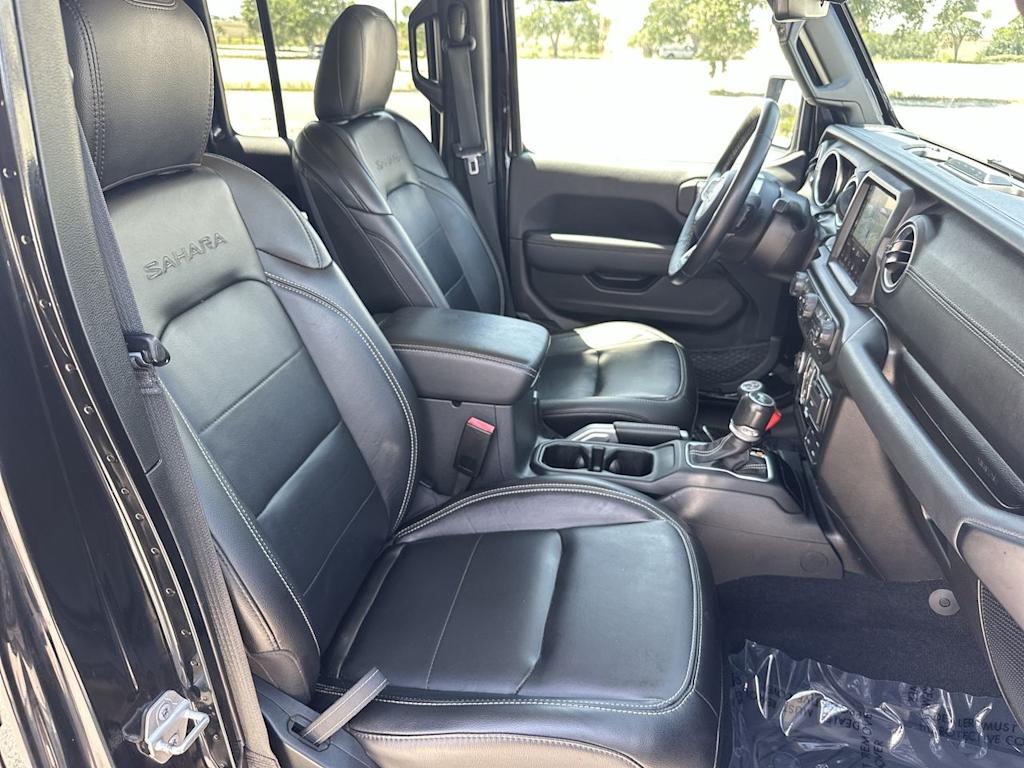 Thumbnail: 2021 Jeep Wrangler - 12