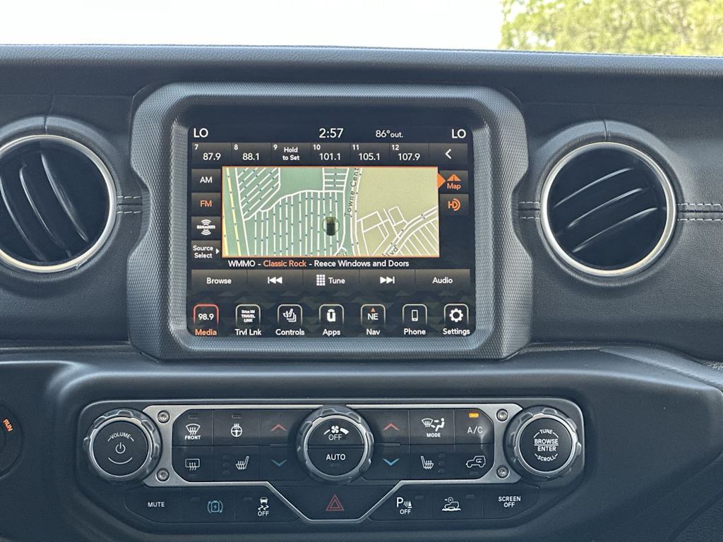 Thumbnail: 2021 Jeep Wrangler - 15