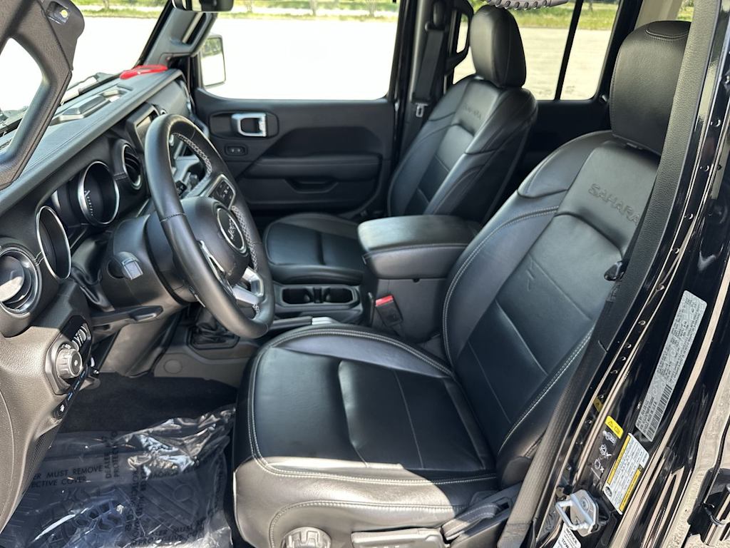 Thumbnail: 2021 Jeep Wrangler - 11