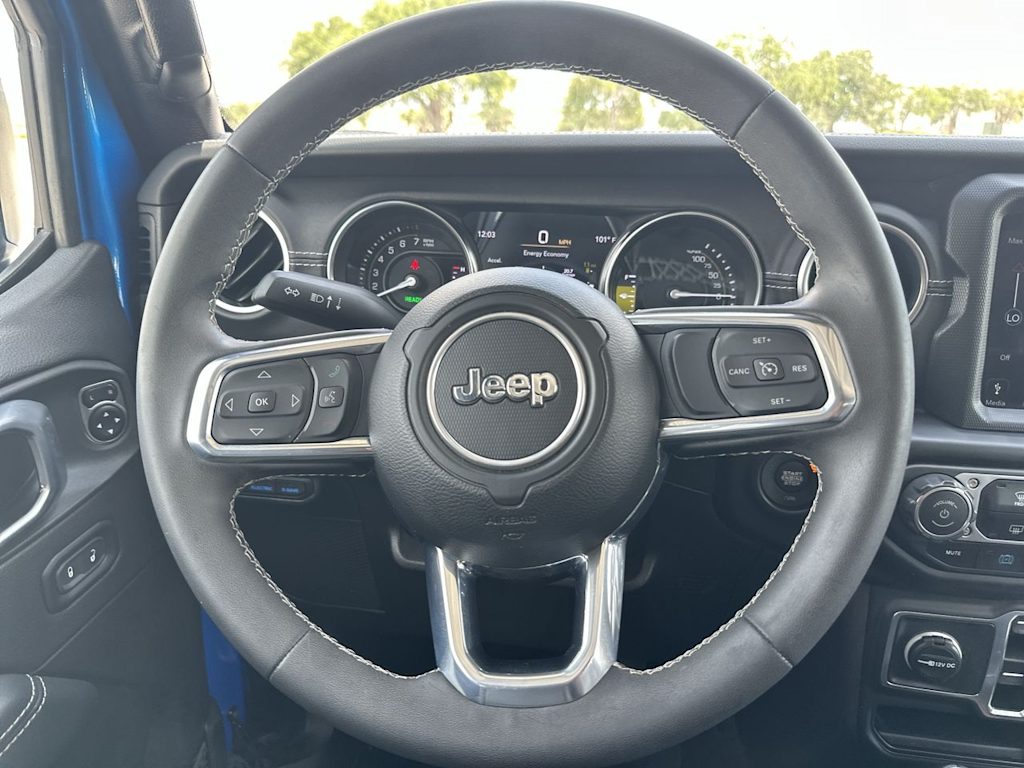 Thumbnail: 2023 Jeep Wrangler - 10