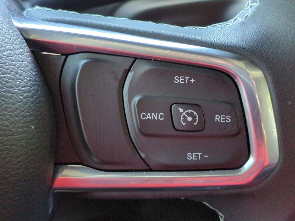 Thumbnail: 2023 Jeep Wrangler - 30