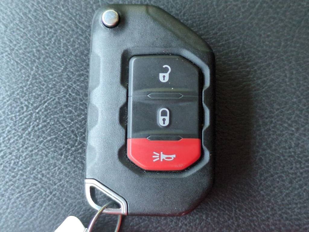 Thumbnail: 2023 Jeep Wrangler - 19