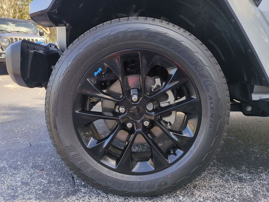 Thumbnail: 2023 Jeep Wrangler - 8