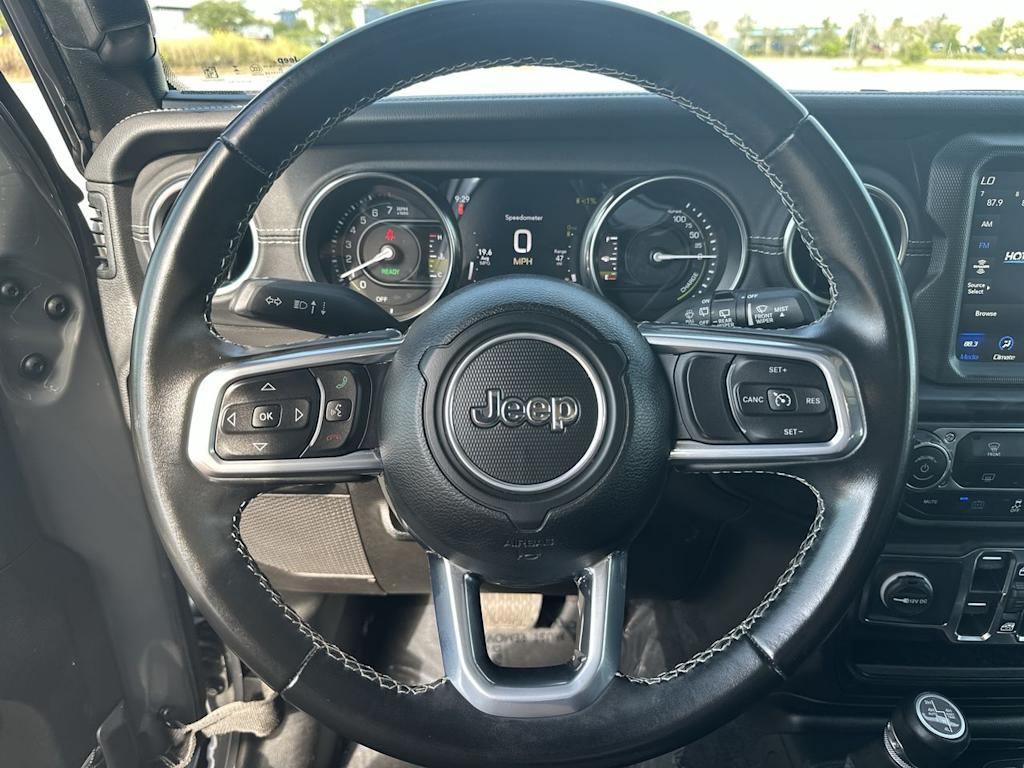Thumbnail: 2022 Jeep Wrangler - 8
