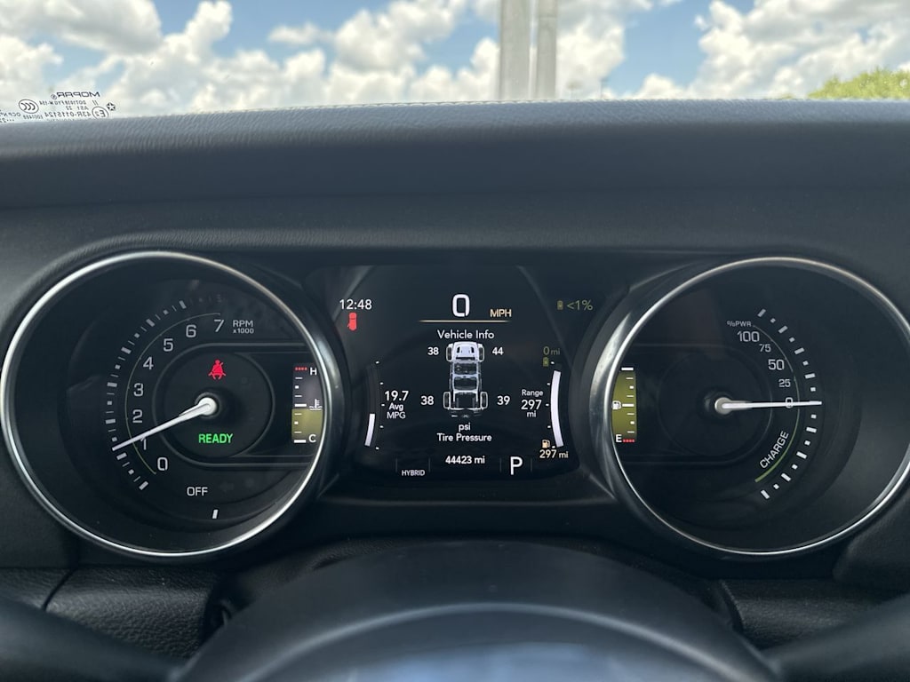 Thumbnail: 2022 Jeep Wrangler - 14