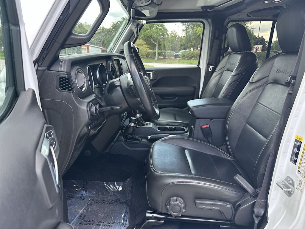 Thumbnail: 2022 Jeep Wrangler - 10