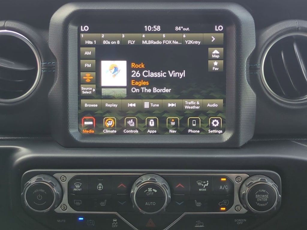 Thumbnail: 2022 Jeep Wrangler - 15