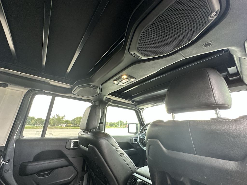 Thumbnail: 2021 Jeep Wrangler - 27