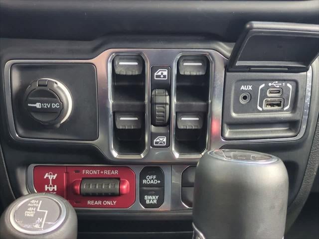 Thumbnail: 2023 Jeep Wrangler - 36