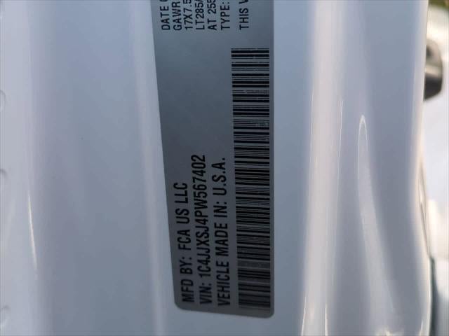 Thumbnail: 2023 Jeep Wrangler - 38