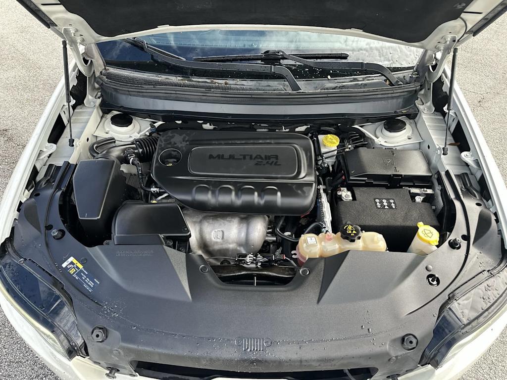 Thumbnail: 2019 Jeep Cherokee - 9