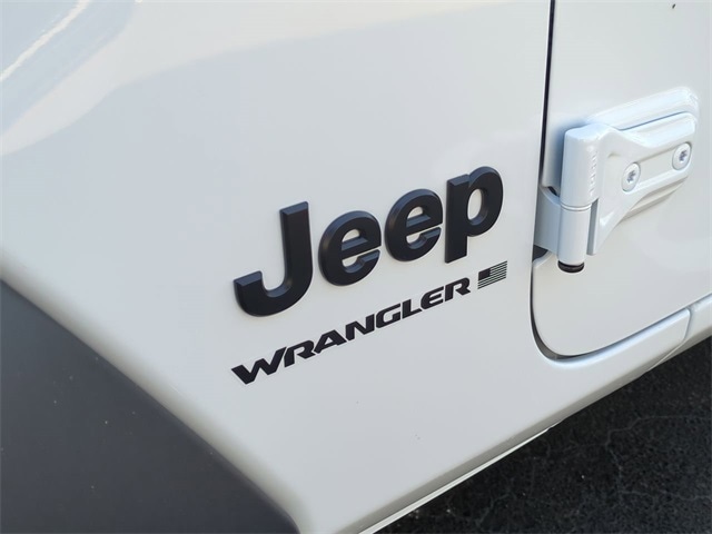 2025 Jeep Wrangler Sport 7