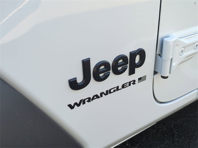 2025 Jeep Wrangler Sport 25