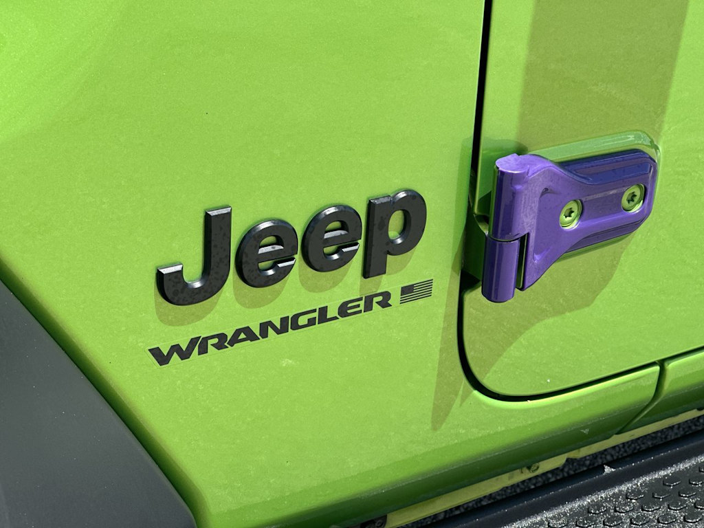 Thumbnail: 2025 Jeep Wrangler - 24