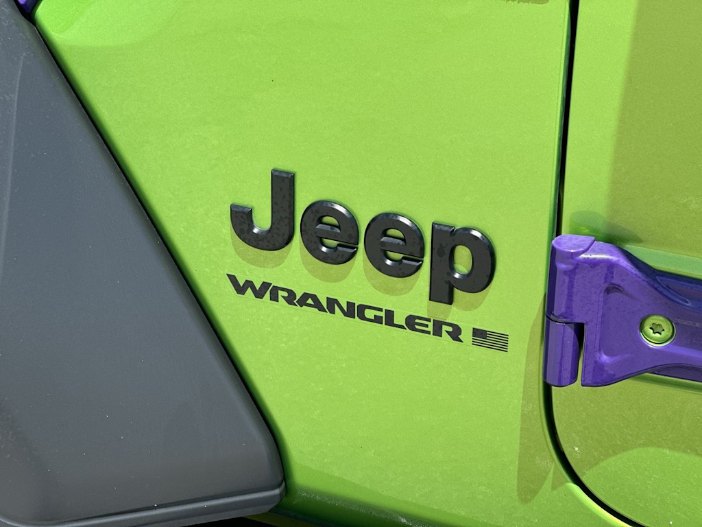Thumbnail: 2025 Jeep Wrangler - 23