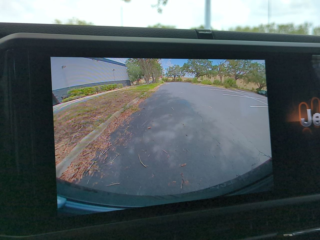 Thumbnail: 2025 Jeep Wrangler - 27