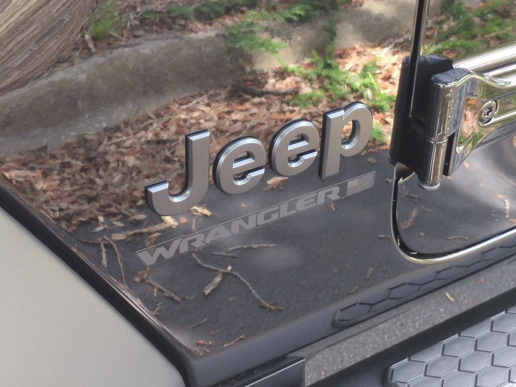 Thumbnail: 2025 Jeep Wrangler - 7