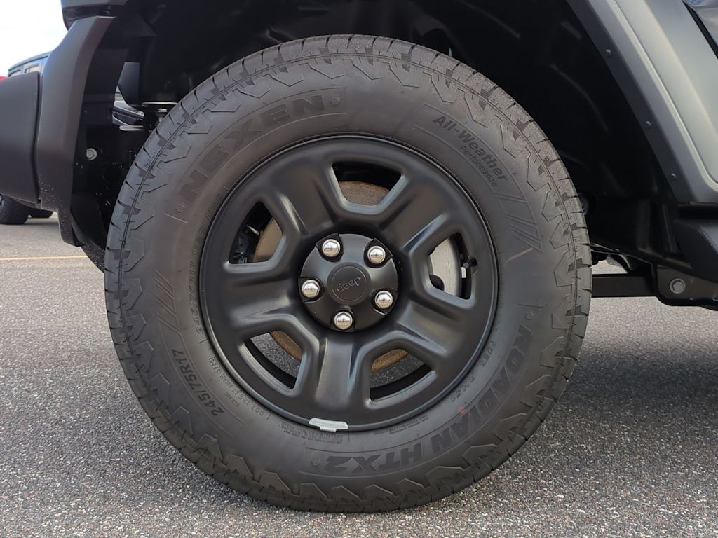 Thumbnail: 2026 Jeep Wrangler - 8