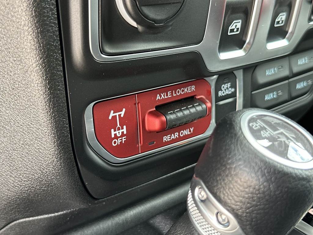Thumbnail: 2026 Jeep Wrangler - 26