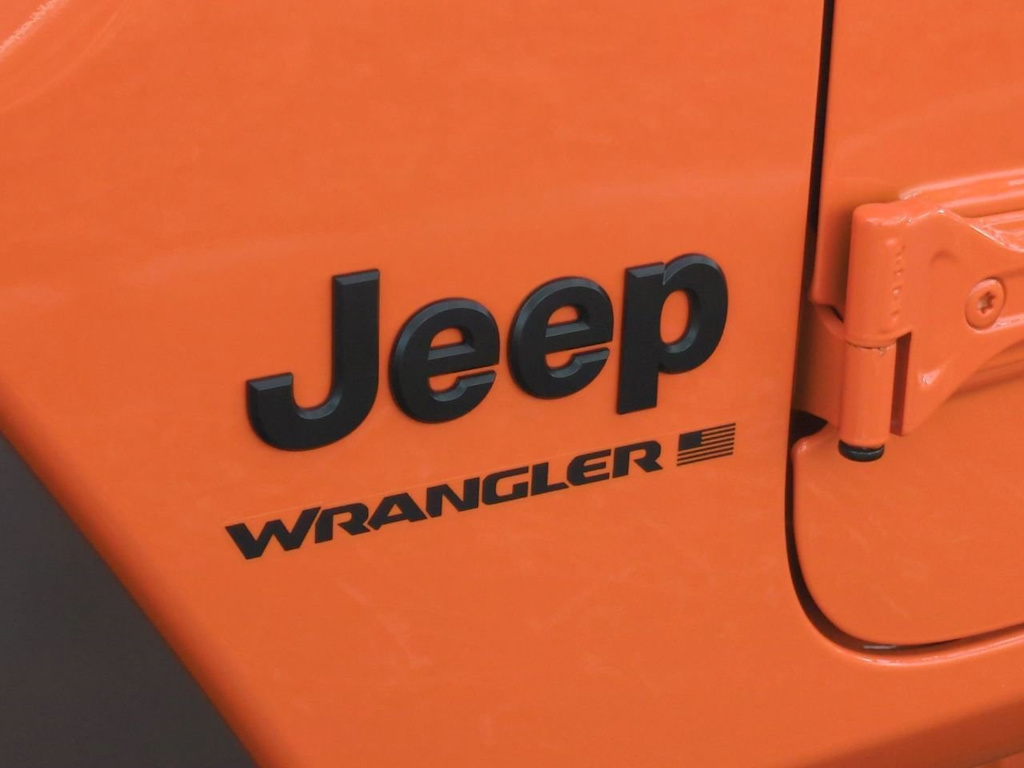 Thumbnail: 2025 Jeep Wrangler - 25