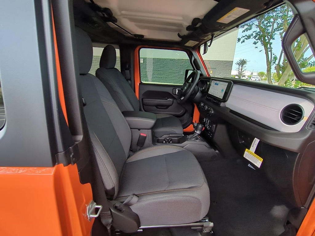 Thumbnail: 2025 Jeep Wrangler - 12