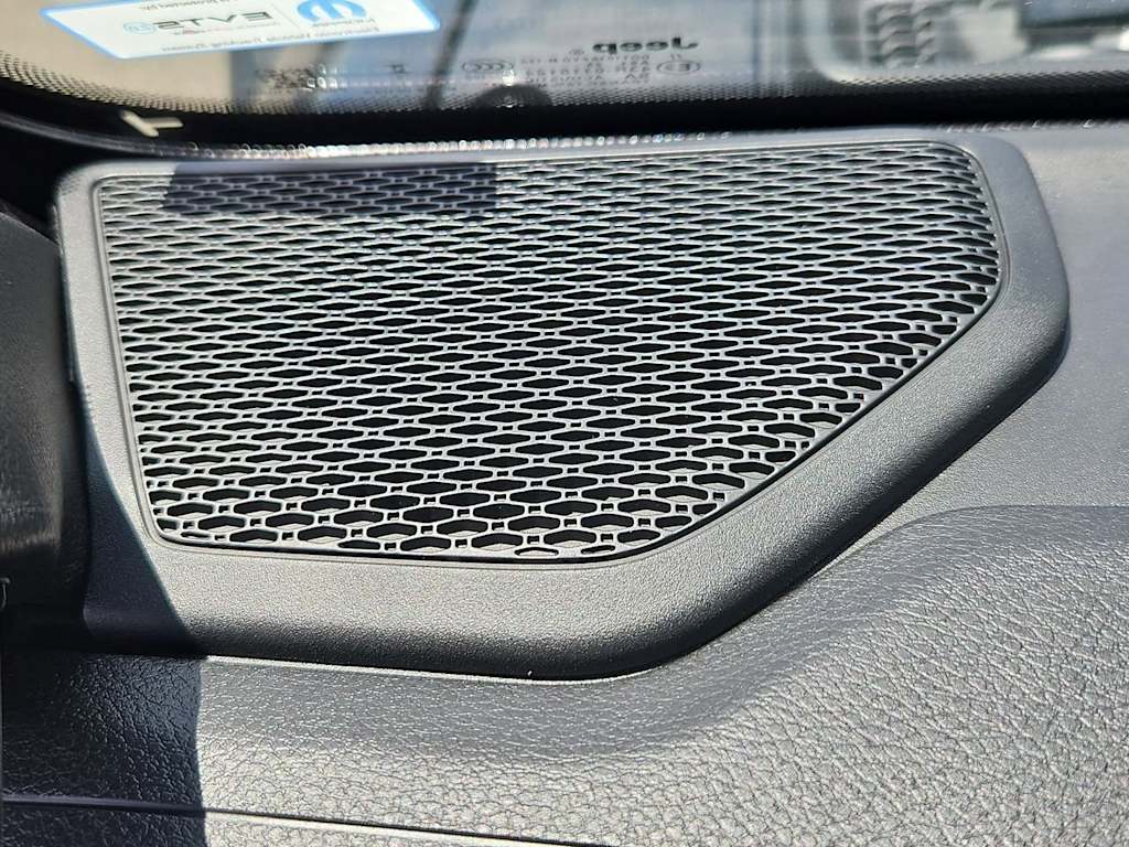 Thumbnail: 2025 Jeep Wrangler - 19