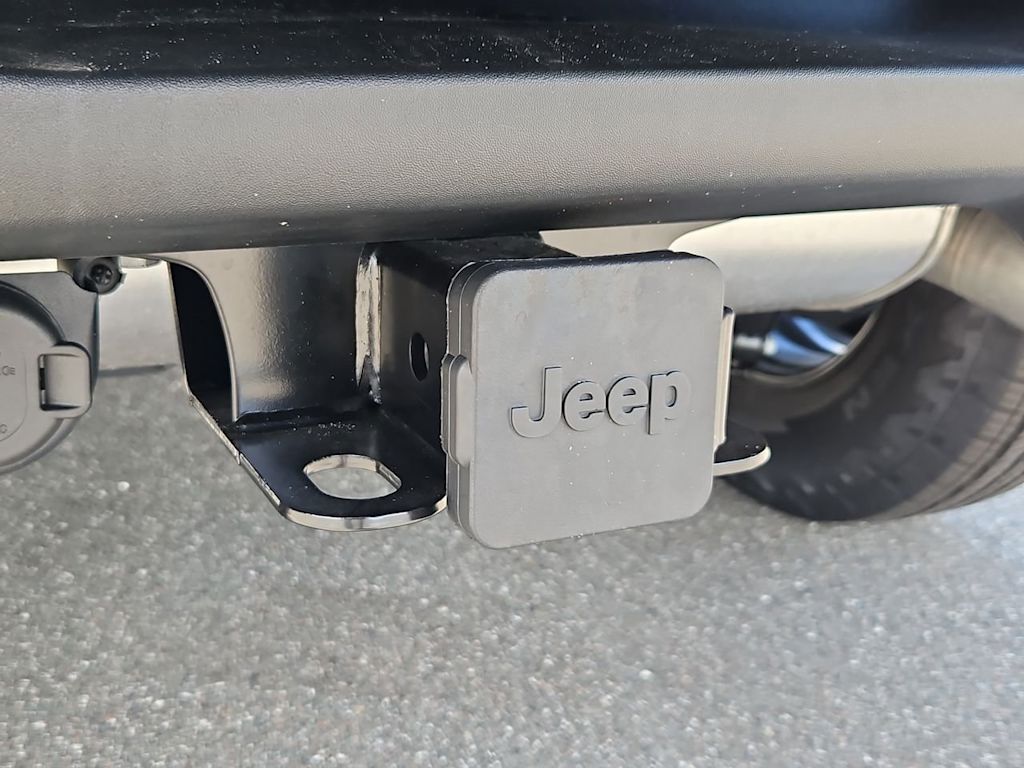 Thumbnail: 2025 Jeep Wrangler - 34