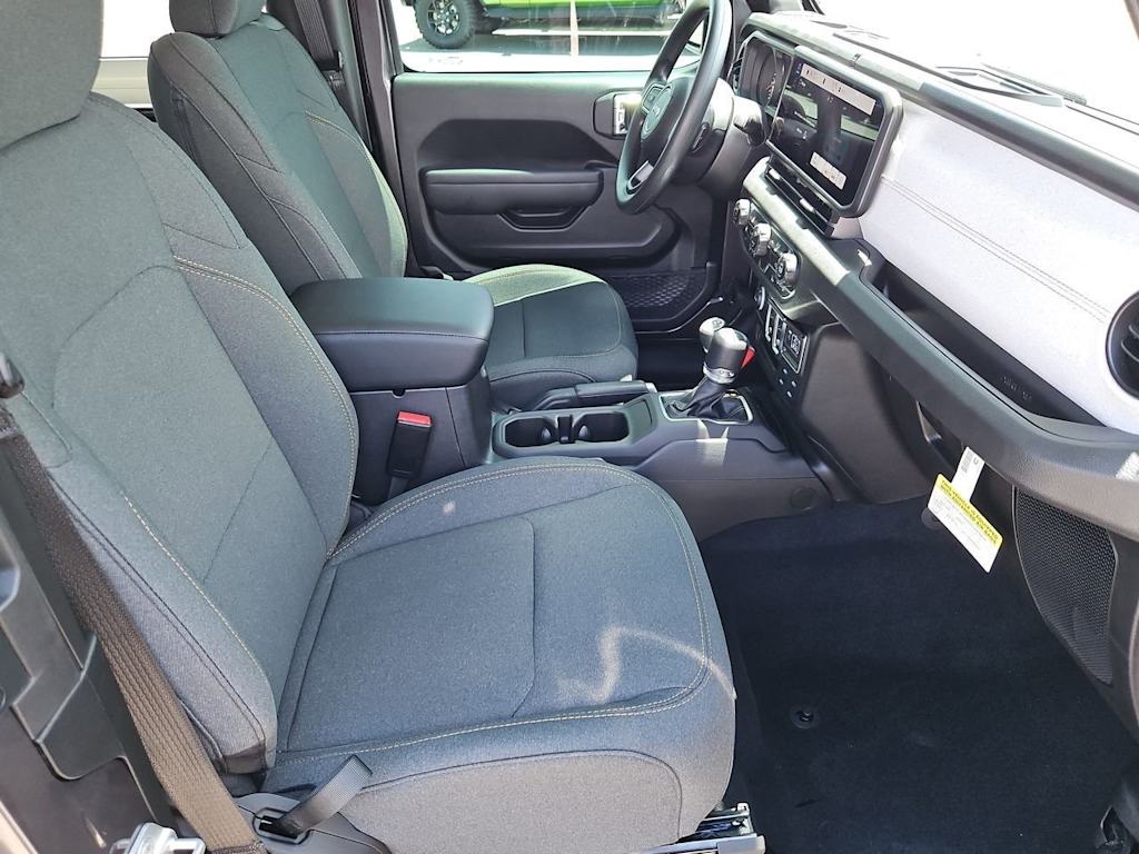 Thumbnail: 2025 Jeep Wrangler - 12