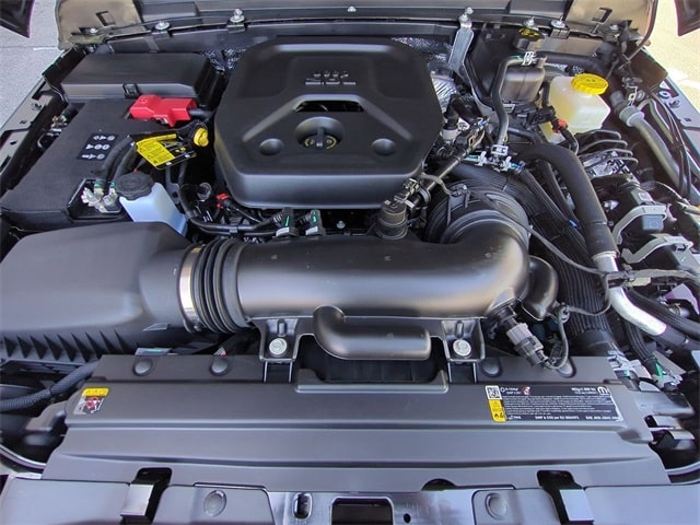 2025 Jeep Wrangler Sport 8