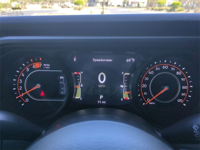 2025 Jeep Wrangler Sport 33