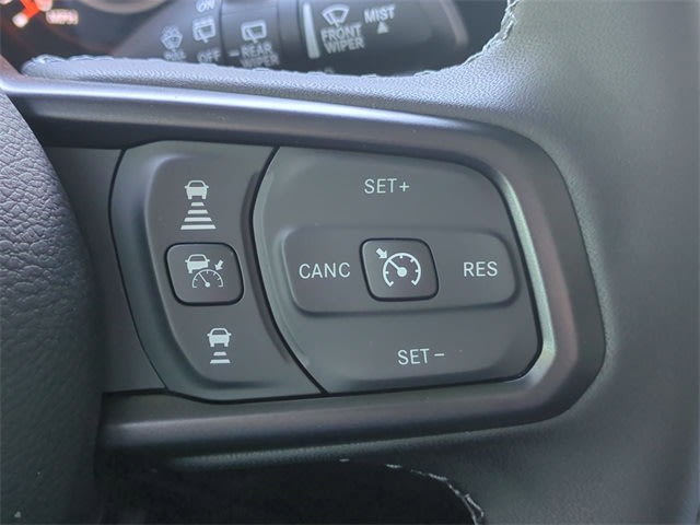 2025 Jeep Wrangler Sport 28