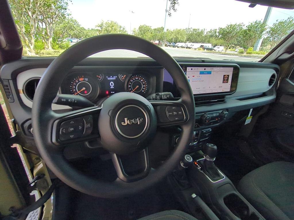 Thumbnail: 2025 Jeep Wrangler - 10