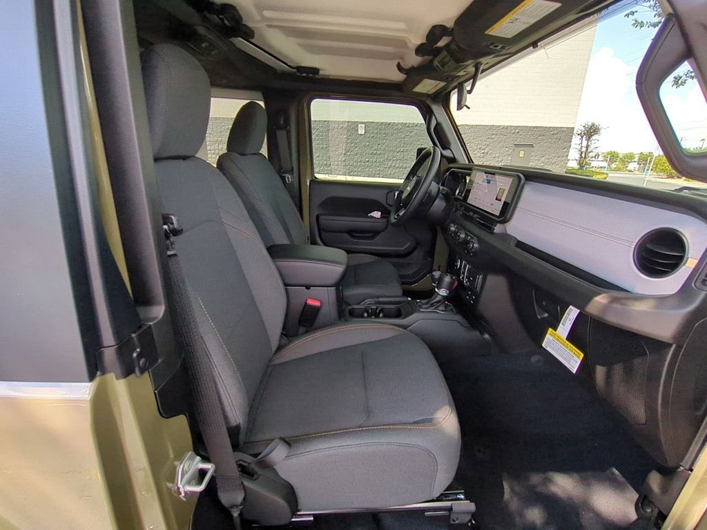 Thumbnail: 2025 Jeep Wrangler - 12