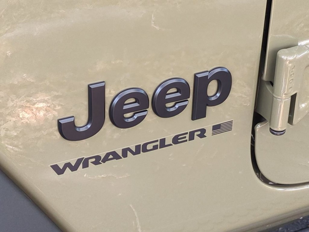 Thumbnail: 2025 Jeep Wrangler - 7