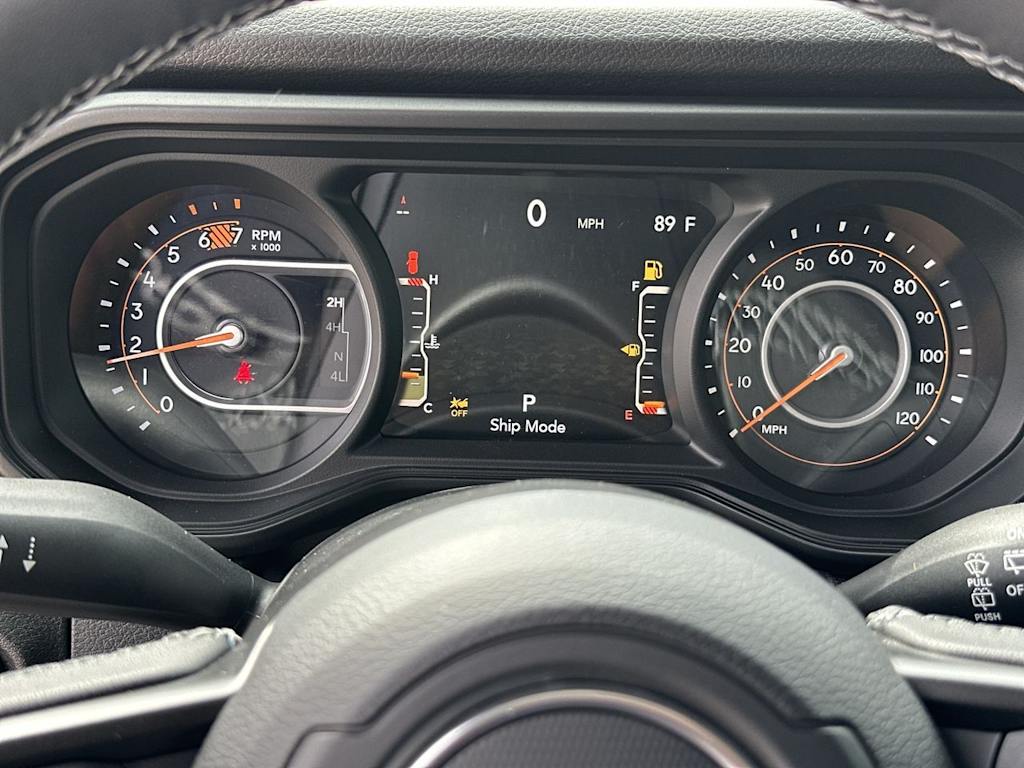 Thumbnail: 2026 Jeep Wrangler - 15