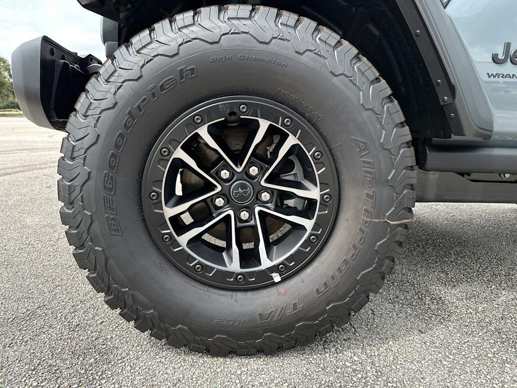 Thumbnail: 2026 Jeep Wrangler - 8