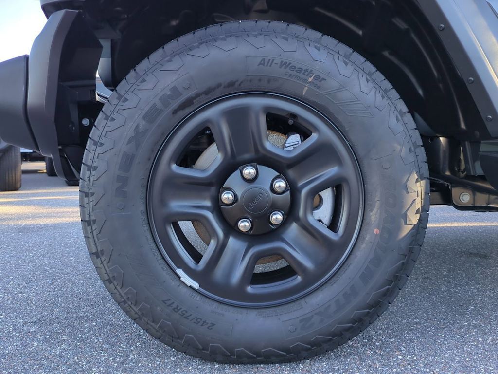 Thumbnail: 2026 Jeep Wrangler - 8