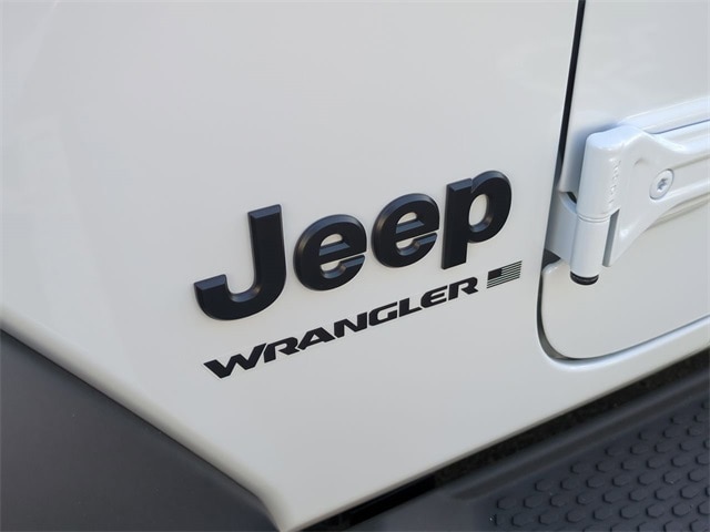 2025 Jeep Wrangler Sport 24