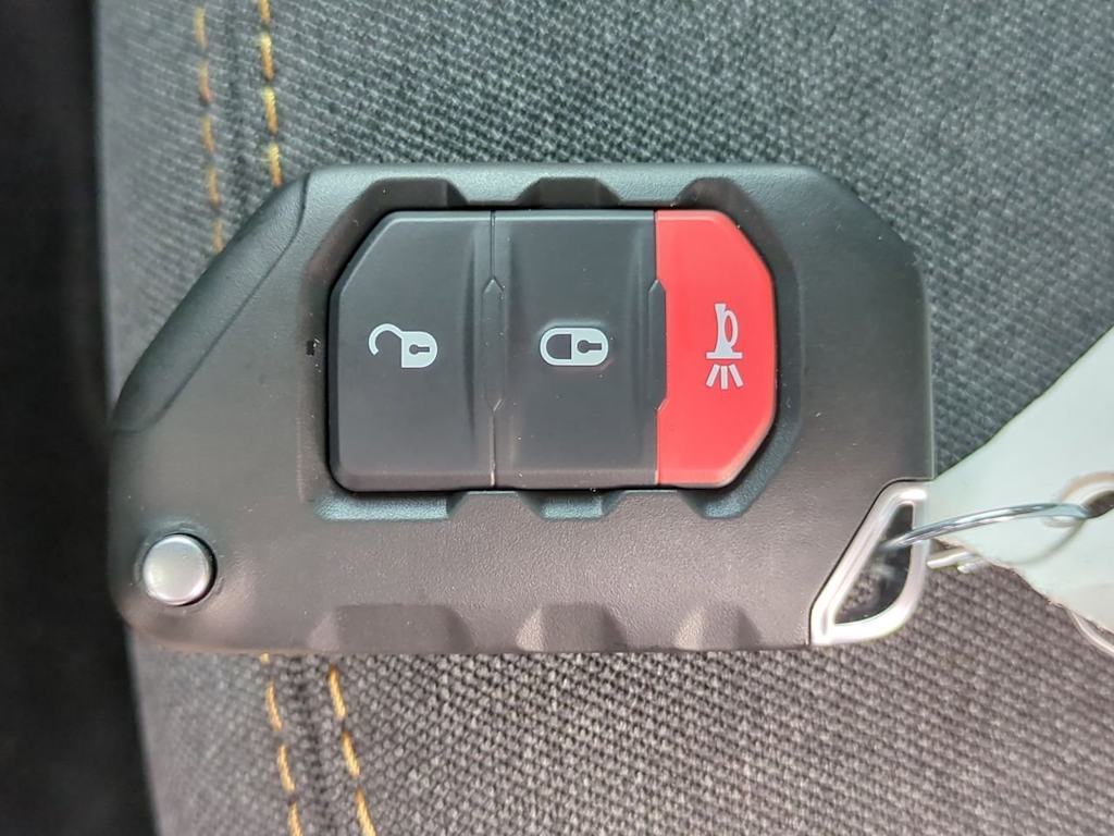 Thumbnail: 2025 Jeep Wrangler - 17