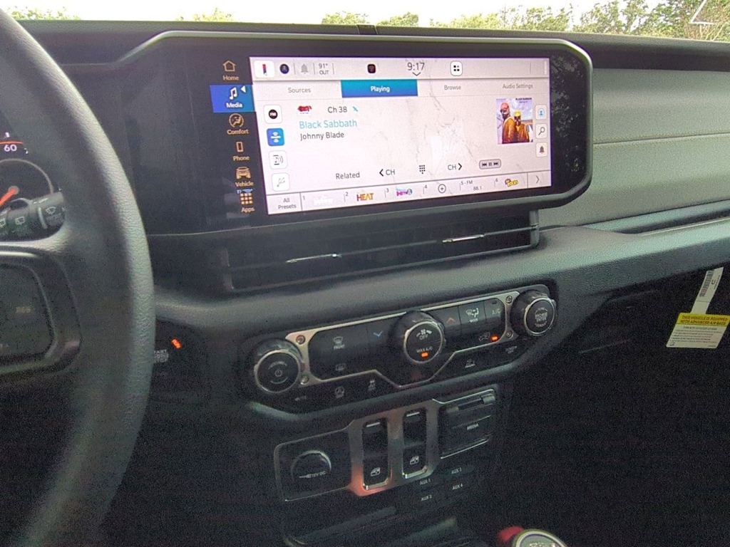 Thumbnail: 2025 Jeep Wrangler - 14