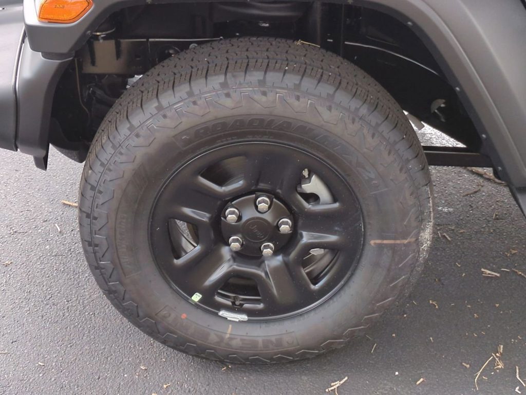 Thumbnail: 2025 Jeep Wrangler - 8