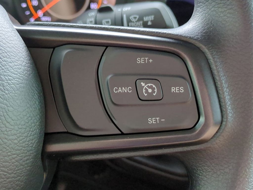 Thumbnail: 2025 Jeep Wrangler - 28