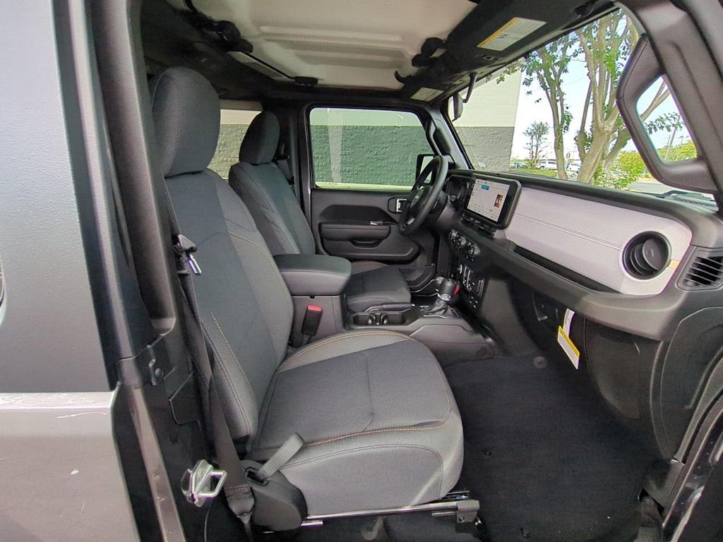 Thumbnail: 2025 Jeep Wrangler - 12