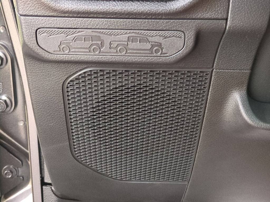 Thumbnail: 2025 Jeep Wrangler - 30