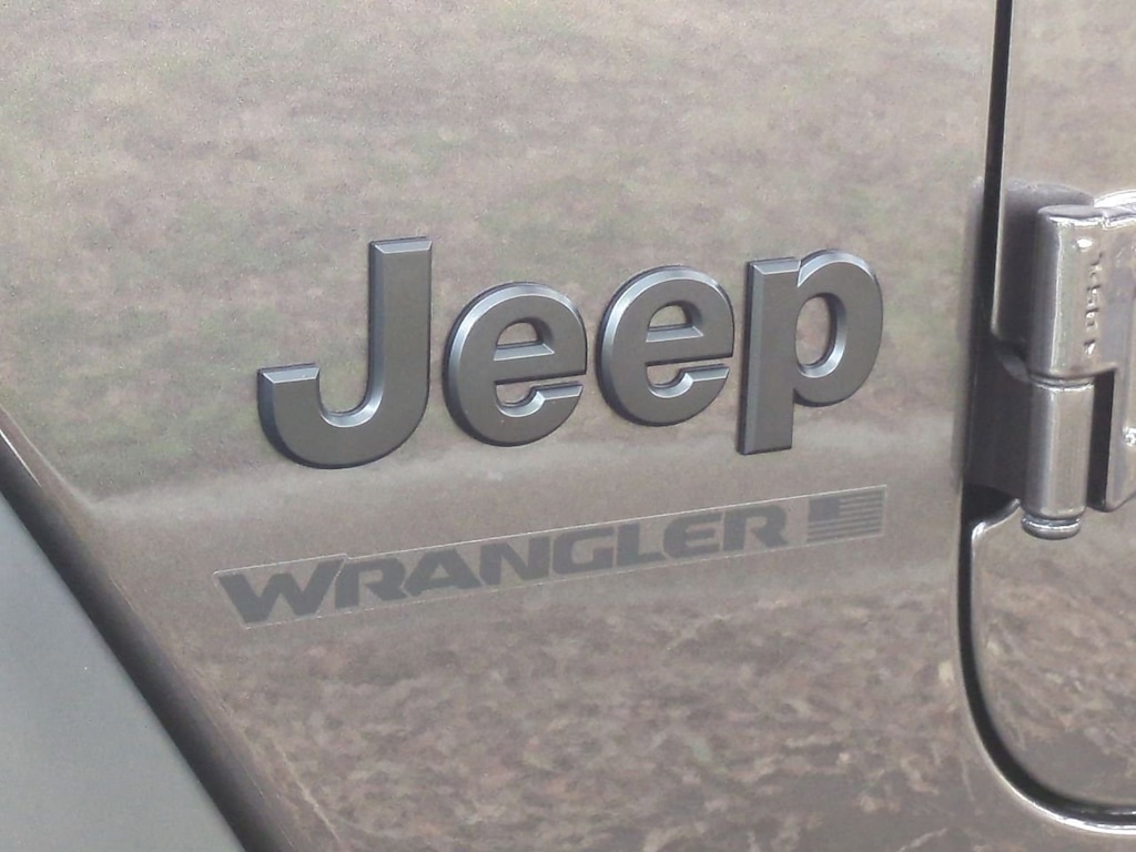 Thumbnail: 2025 Jeep Wrangler - 7