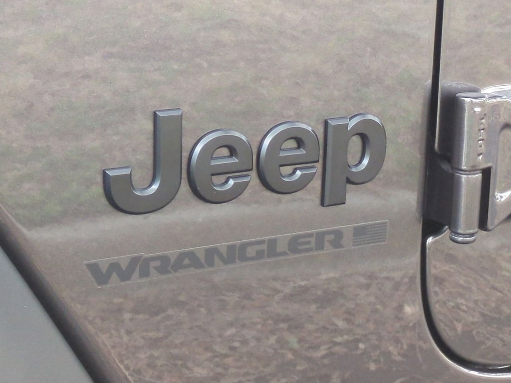 Thumbnail: 2025 Jeep Wrangler - 25