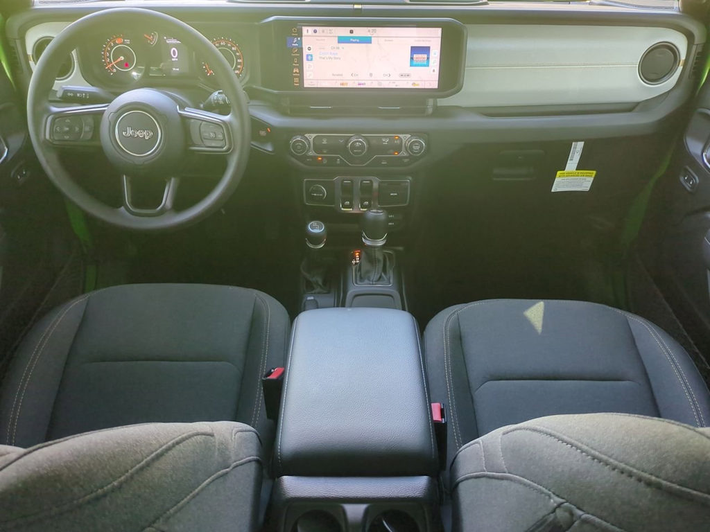 Thumbnail: 2025 Jeep Wrangler - 9