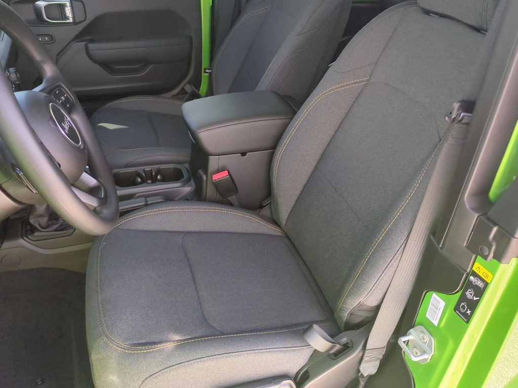 Thumbnail: 2025 Jeep Wrangler - 10