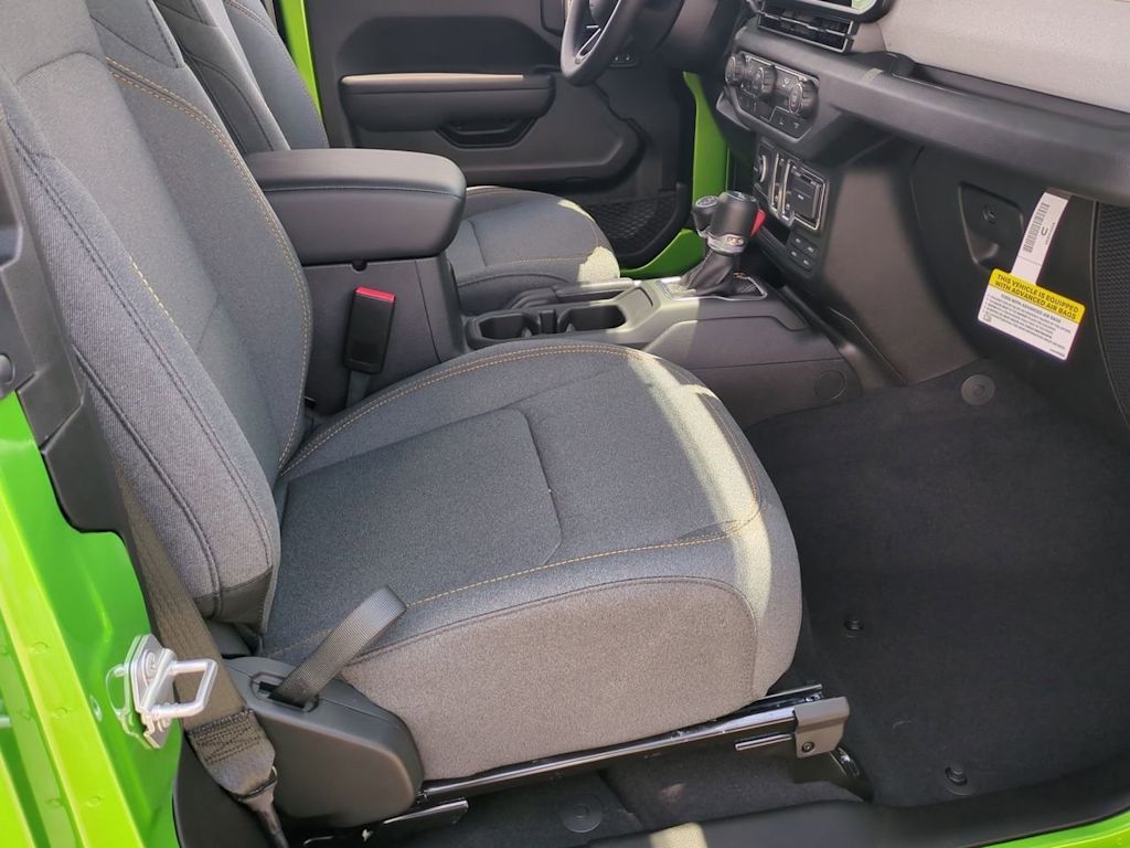 Thumbnail: 2025 Jeep Wrangler - 11